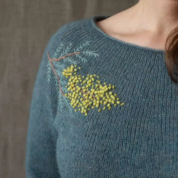 Embroidery on Knits de Judith Gummlich et Laine Publishing, livre de tricot en anglais