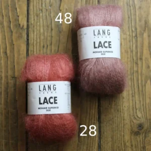 Pelotes de Lace, fil mohair et soie d'épaisseur dentelle, de Lang Yarns