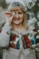 Seasons of Stitches - Justyna Lorkowska & Laine Publishing – Image 2