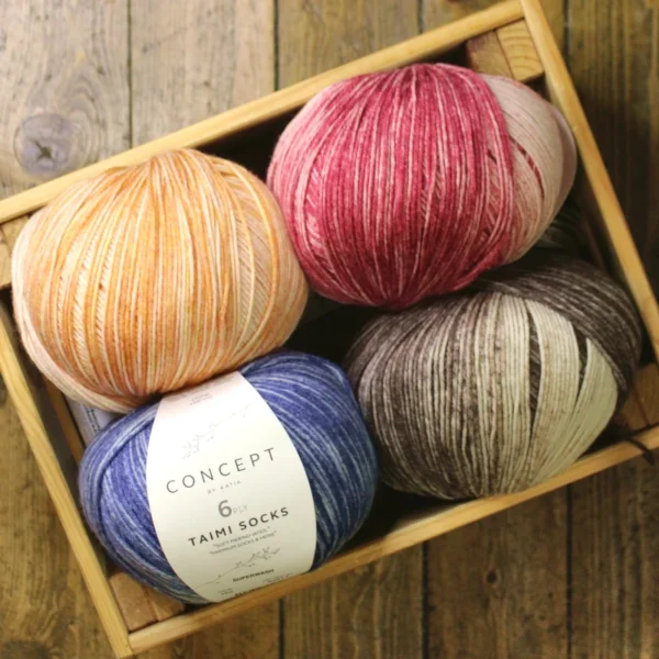 Taimi Socks 6 ply - Katia – Image 1